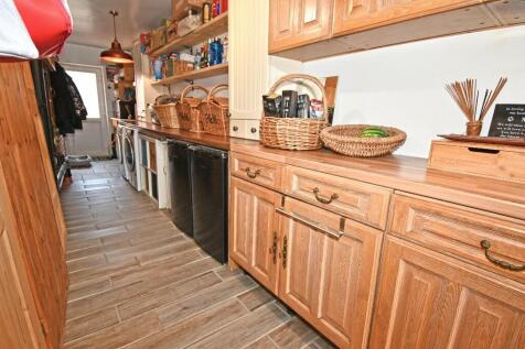 Laundry/Pantry