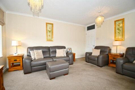 Sitting/Dining Room
