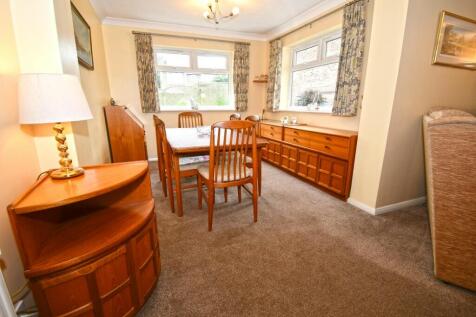 Sitting/Dining Room