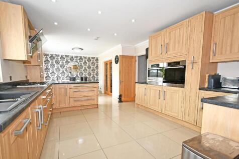 Kitchen/Breakfast Ro