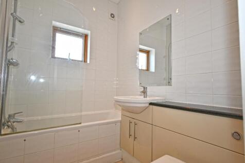 2nd Floor Bathroom