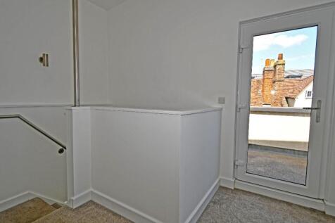 2nd Floor Landing