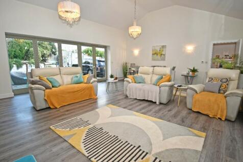 Sitting/Dining Rm