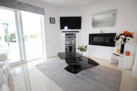 Bluehouse Avenue, Clacton on Sea