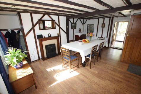 Rectory Road, Weeley