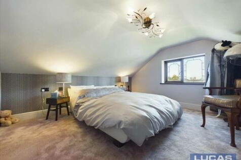 Bedroom 2 En Suite