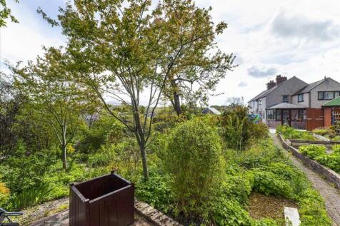 Gardens Incl Plot