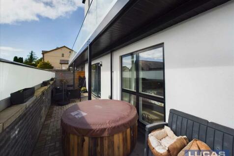 Outdoor Terrace