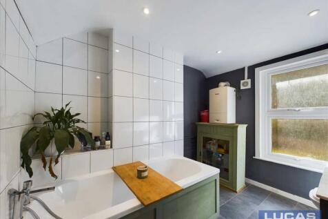 Property Image 12