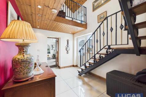 Property Image 10