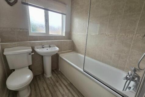 Bathroom / W/C