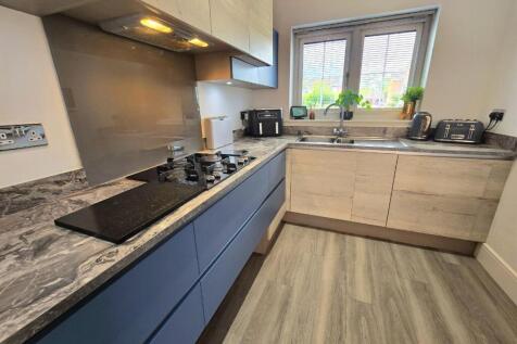 Kitchen 1