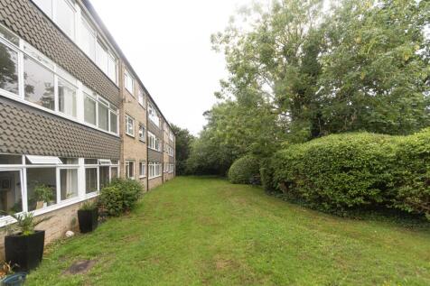 Augustus Rd, Florys Court (9).jpg