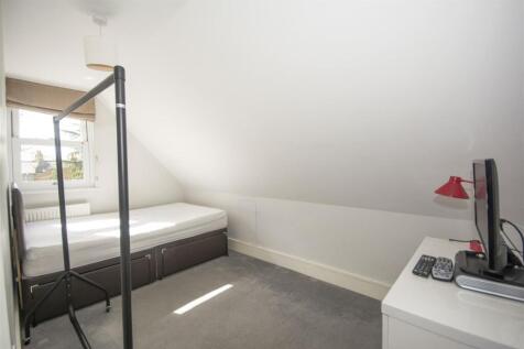 hurstbourne rd apr17 (3).jpg