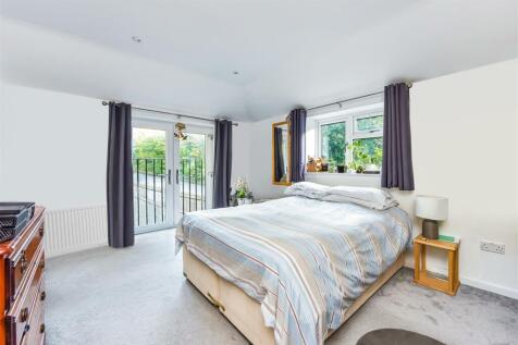 new bedroom.jpg
