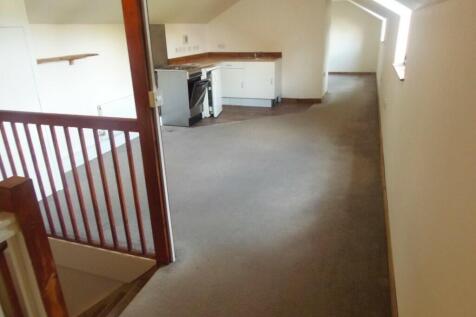 Sitting Rm/Kitchen