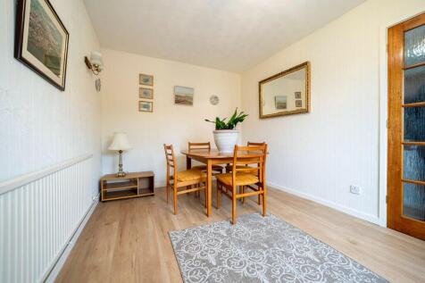 Bedroom 3/Dining Rm