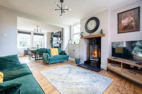 Sitting Room Area