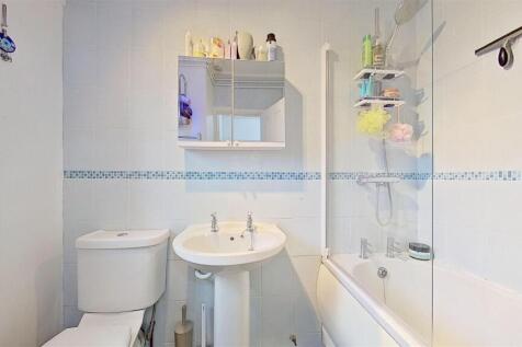 Atherfield-Court-Borrodaile-Road-SW18-01202025_145