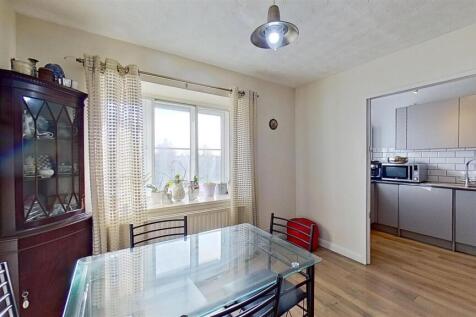 Jasmine-Court-Alexandra-Road-SW19-01272025_200531.