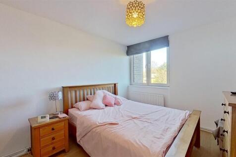 Winterfold-Close-Southfields-SW19-Bedroom-3.jpg