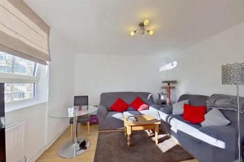 Winterfold-Close-Southfields-SW19-Living-Room-1.jp