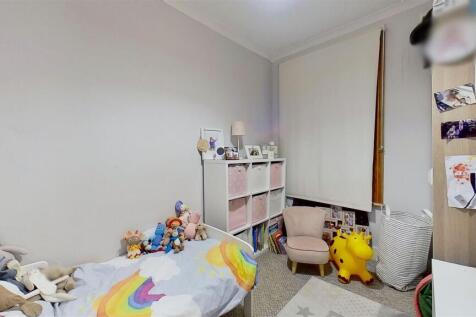 Allfarthing-Lane-Earlsfield-SW18-07162022_152059.j