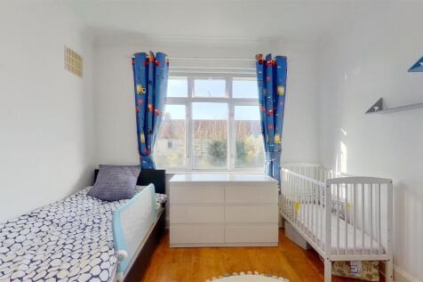 Godley-Road-Earlsfield-SW18-12172020_222526.jpg