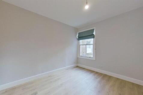Treport-Street-Wandsworth-SW18-11162021_184550.jpg