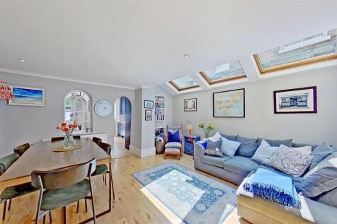 Steerforth-Street-Earlsfield-SW18-04292025_164622.