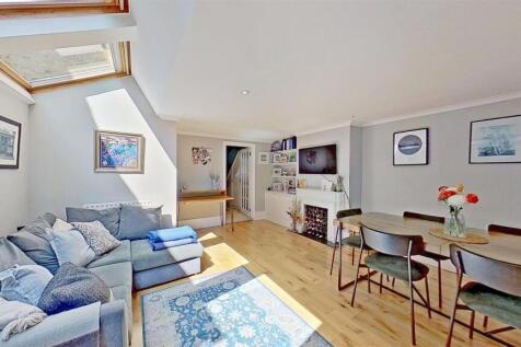 Steerforth-Street-Earlsfield-SW18-04292025_164609.