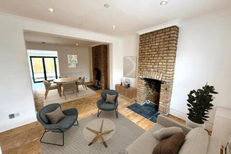 Property_FC42_RecDinKit2_23-06-25_13_36.jpg