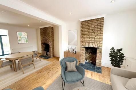 Property_FC42_RecDinKit_23-06-25_13_39.jpg