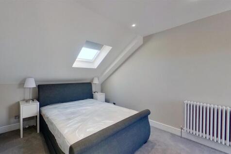 Farlton-Road-Earlsfield-SW18-11132020_204124.jpg
