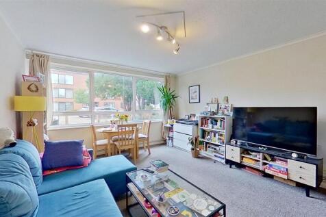St-Andrews-Court-Waynflete-Street-SW18-06262025_18