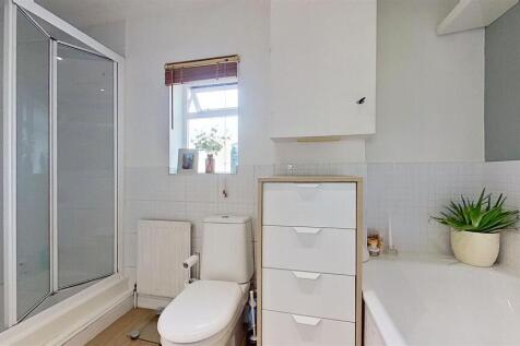 Isis-St-Earlsfield-SW18-09112023_183347.jpg