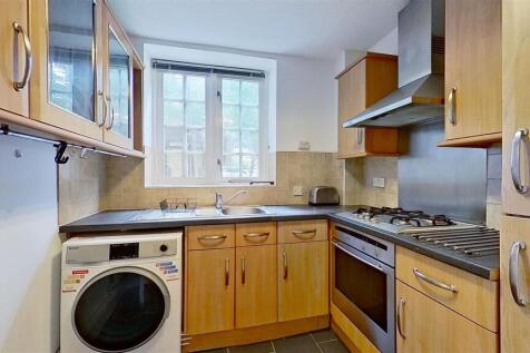 Chelsea-Court-Wandsworth-SW18-07182023_213211.jpg