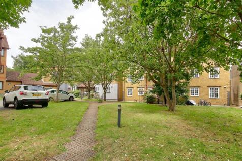 11_chelsea_court_putney_bridge_road_image1_18626_4