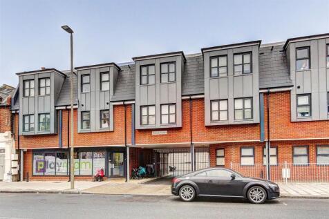 1_nelson_court_319_garratt_lane_image5_12406_4.jpg