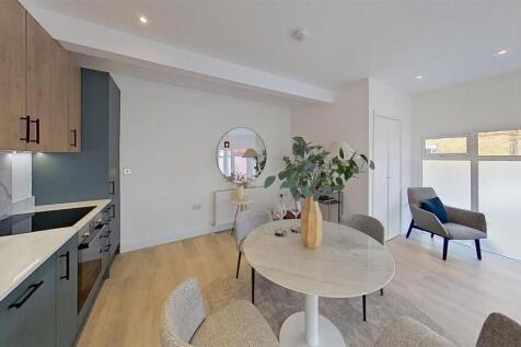 178-Mitcham-Road-Tooting-SW17-08092025_121149.jpg