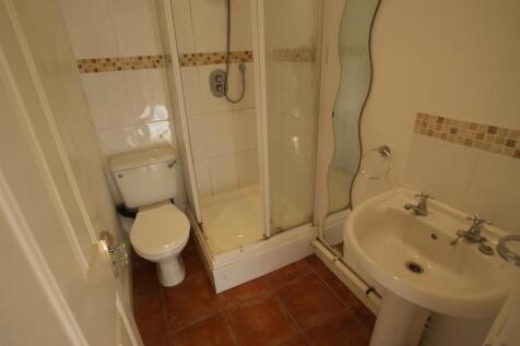 Bathroom.JPG