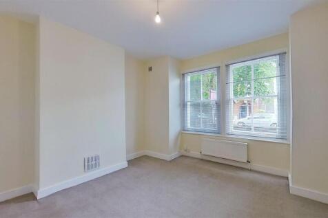 Clarendon-Road-Colliers-Wood-SW19-05212021_220437.