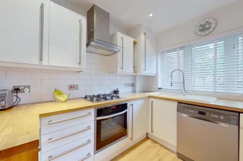 Beemans-Row-Earlsfield-SW18-05262021_211829.jpg