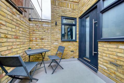 1b_standen_mews_image2_19701_4.jpg