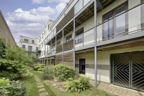 8_the_retreat_furmage_street_image2_19165_4.jpg