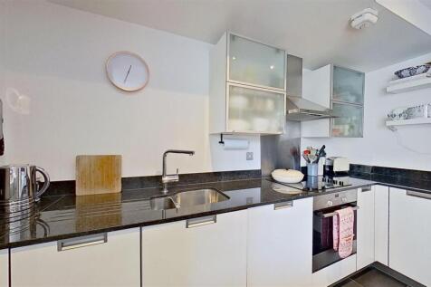 The-Retreat-Furmage-Street-Earlsfield-SW18-0713202