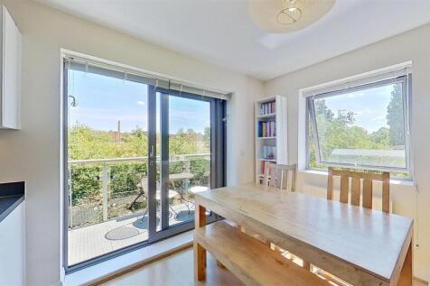 Fleming-House-St-Georges-Grove-SW17-07102025_18403