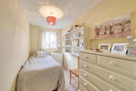 26_peartree_avenue_image2_15777_4.jpg
