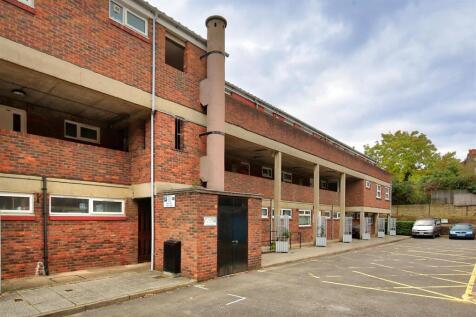 143__larch_close_image3_14594_4.jpg
