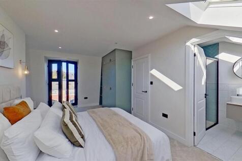 Tff-Trewint-Street-Earlsfield-SW18-11232025_161007